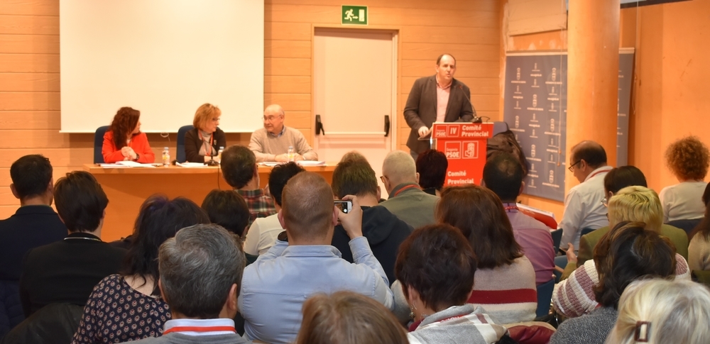 El PSOE pide retirar el plan del cierre de consultorios