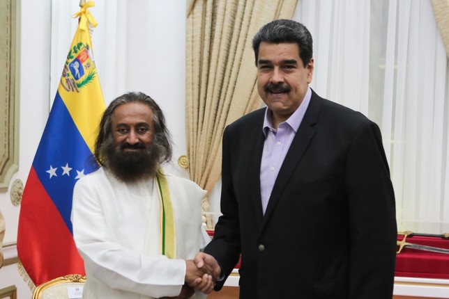 Maduro ve con optimismo la primera jornada de diálogo
