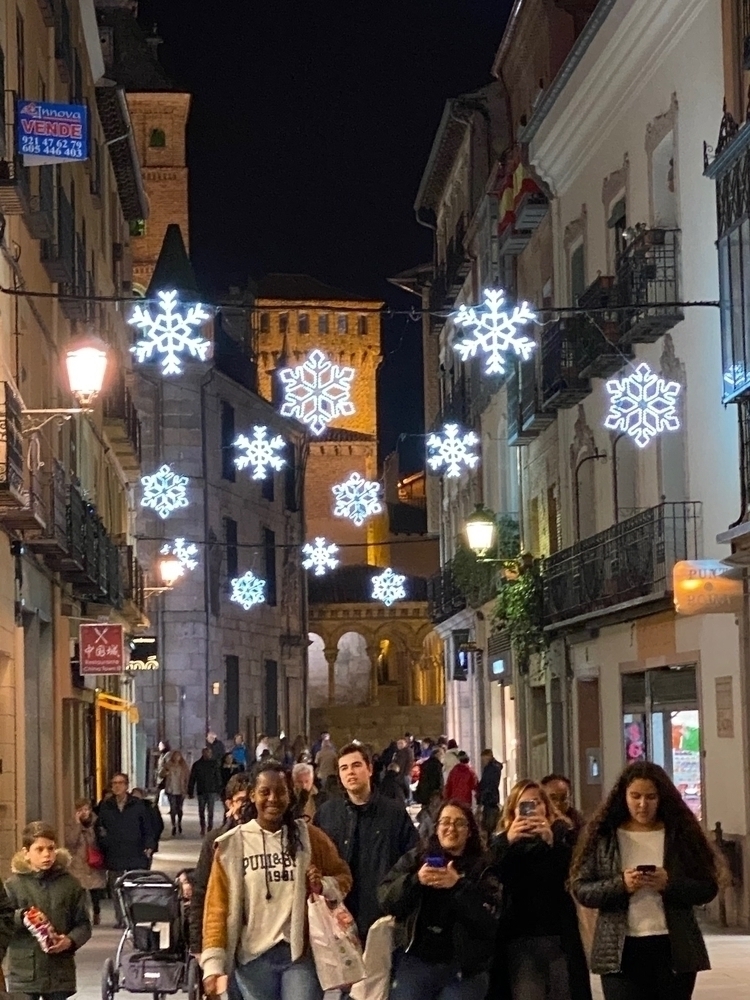 Segovia ilumina la navidad