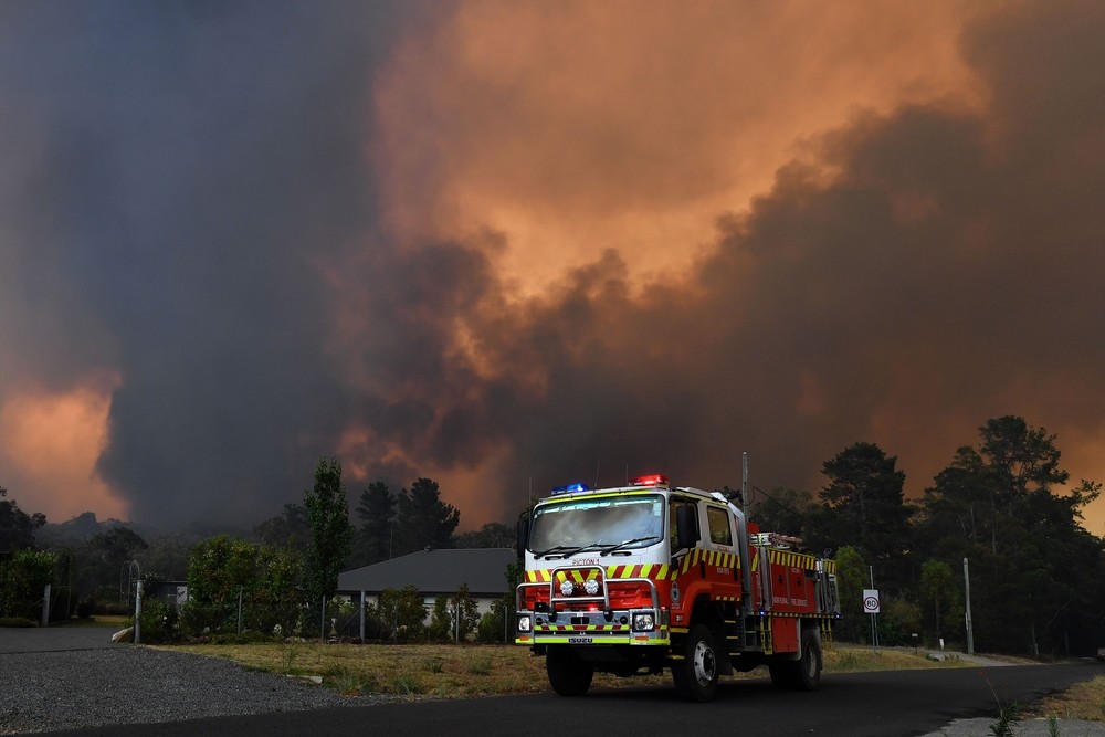 Centenares de incendios arrasan Australia