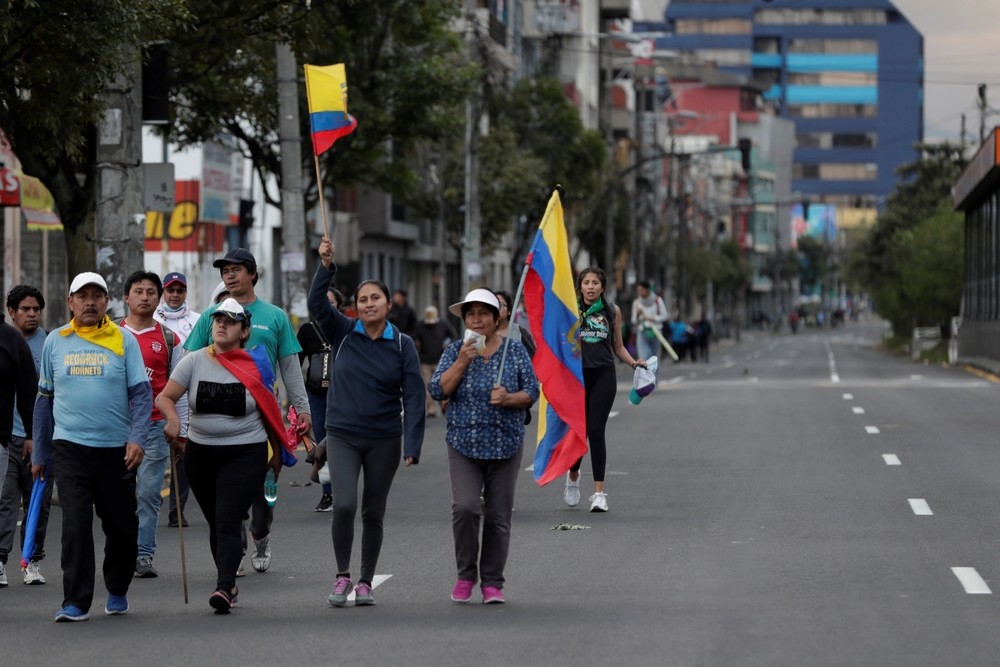 El 'toque de queda' pone en jaque el diálogo en Ecuador