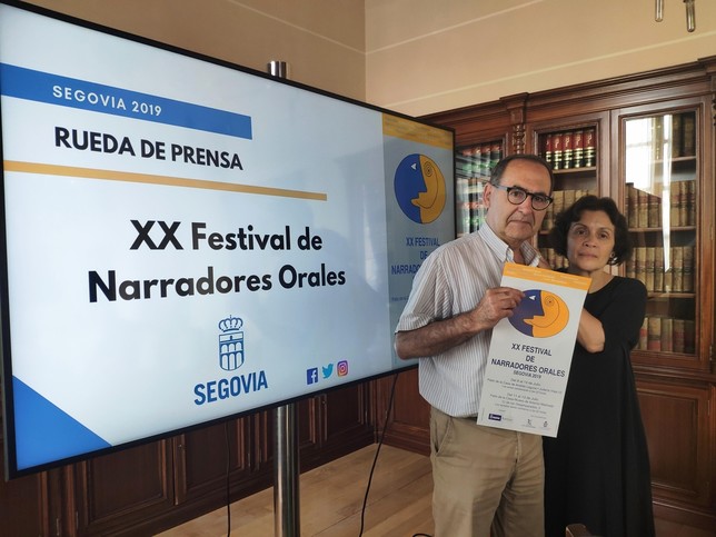 Espido Freire y Amancio Prada en el Festival de Narradores
