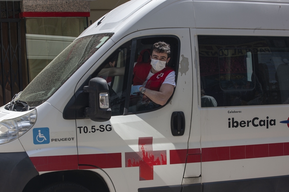 Adrián, uno de los 162 voluntarios con los que cuenta Cruz Roja en Segovia.