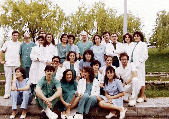 Alumnos y profesores del curso 1982-1983