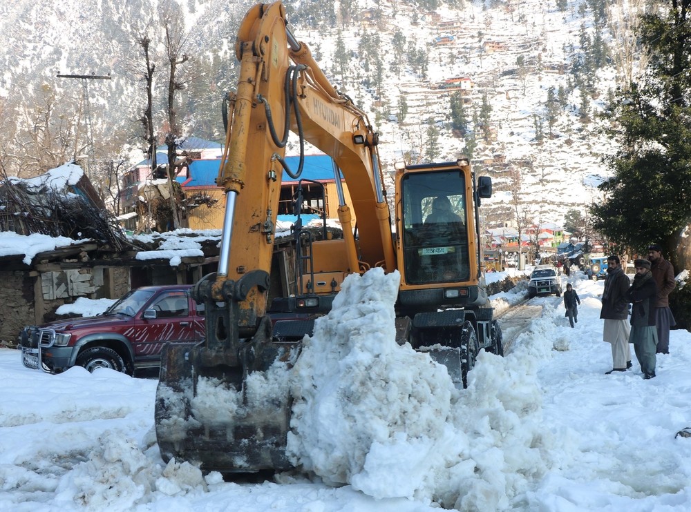 Las peores nevadas en 30 años en Pakistán deja 93 muertos