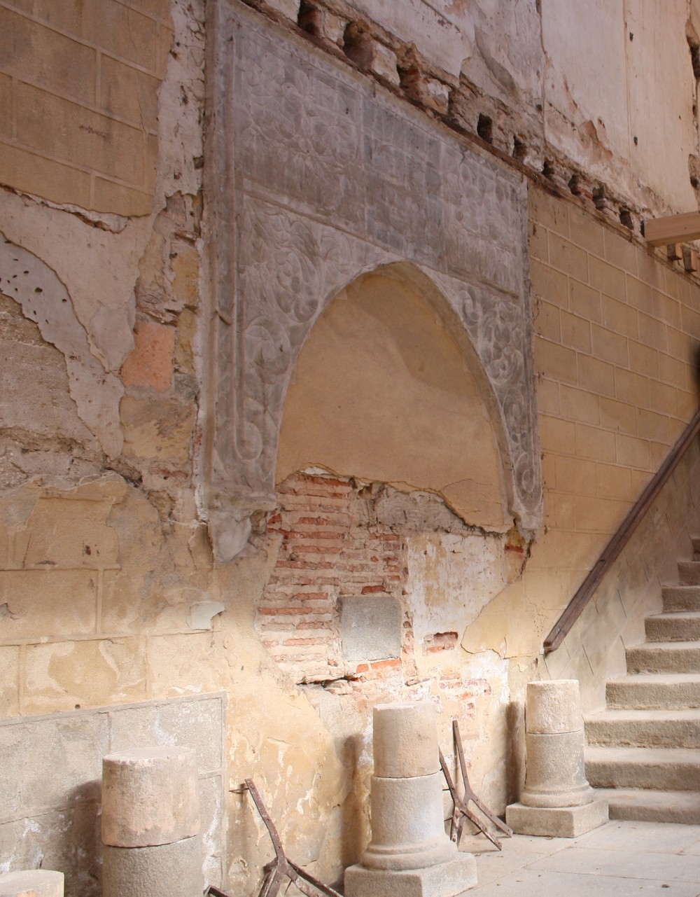 La Junta restaura las yeserías del palacio de Enrique IV