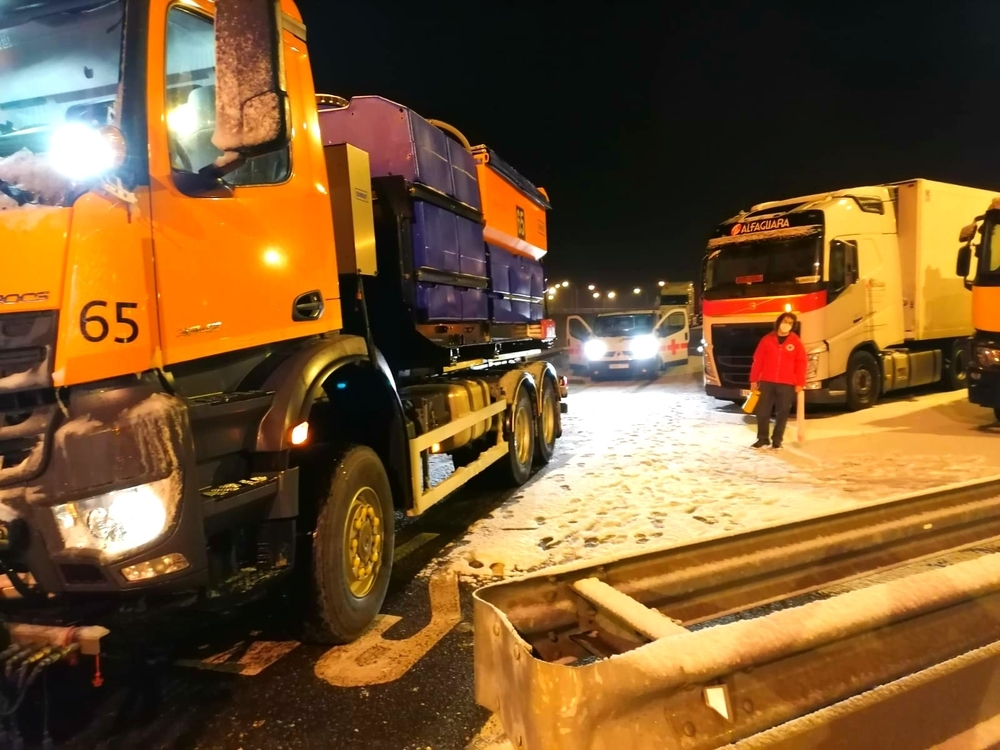 Más de un millar de camiones están embolsados en Segovia
