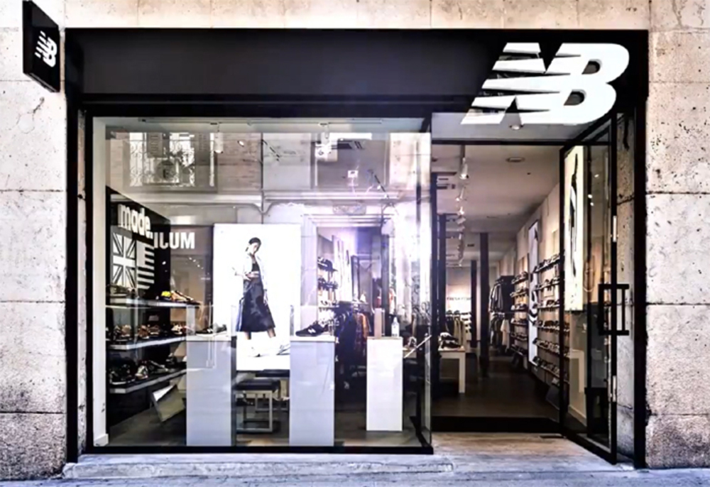 Las tiendas de New Balance en España entran en liquidación | Noticias El Día de