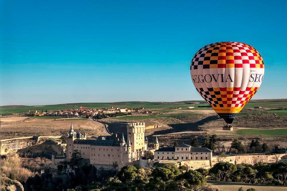 Vuelve el festival de globos aerostáticos de Segovia