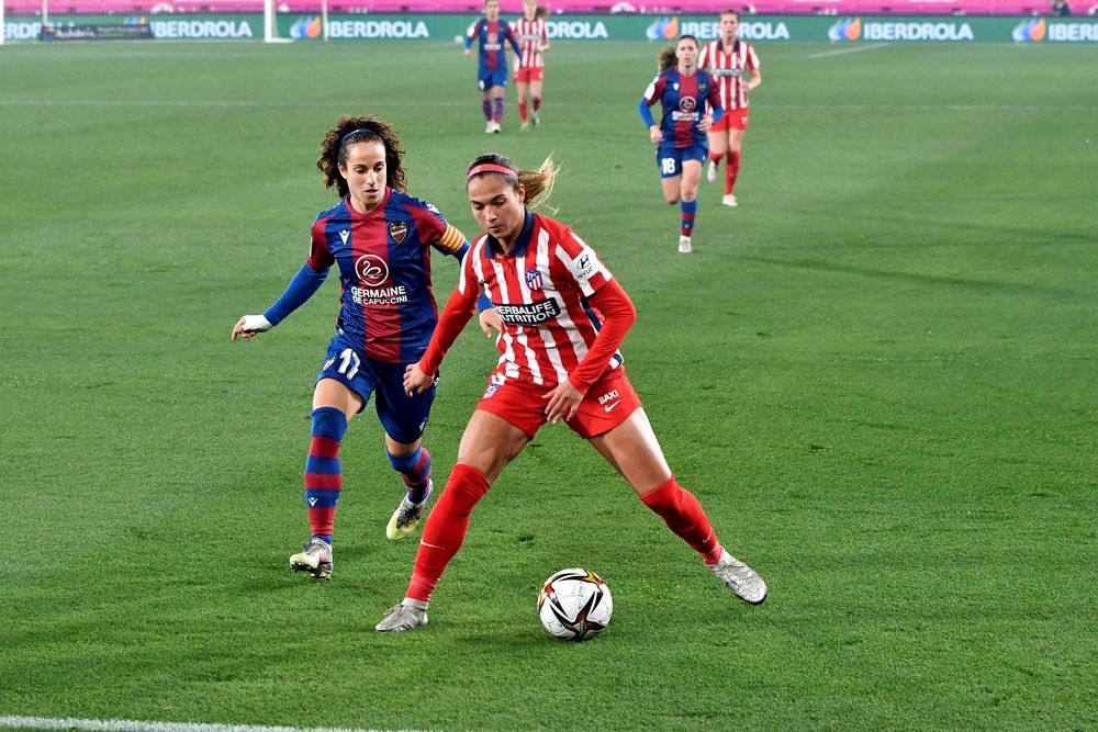 El Atlético Femenino conquista su primera Supercopa