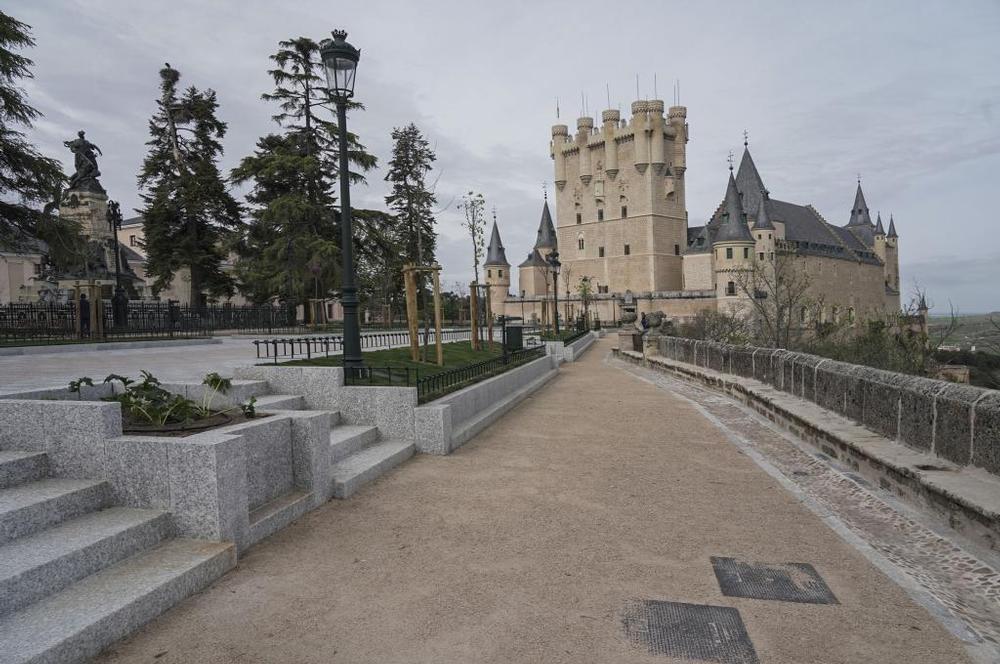 Así es la 'nueva' plazuela del Alcázar de Segovia (fotos)
