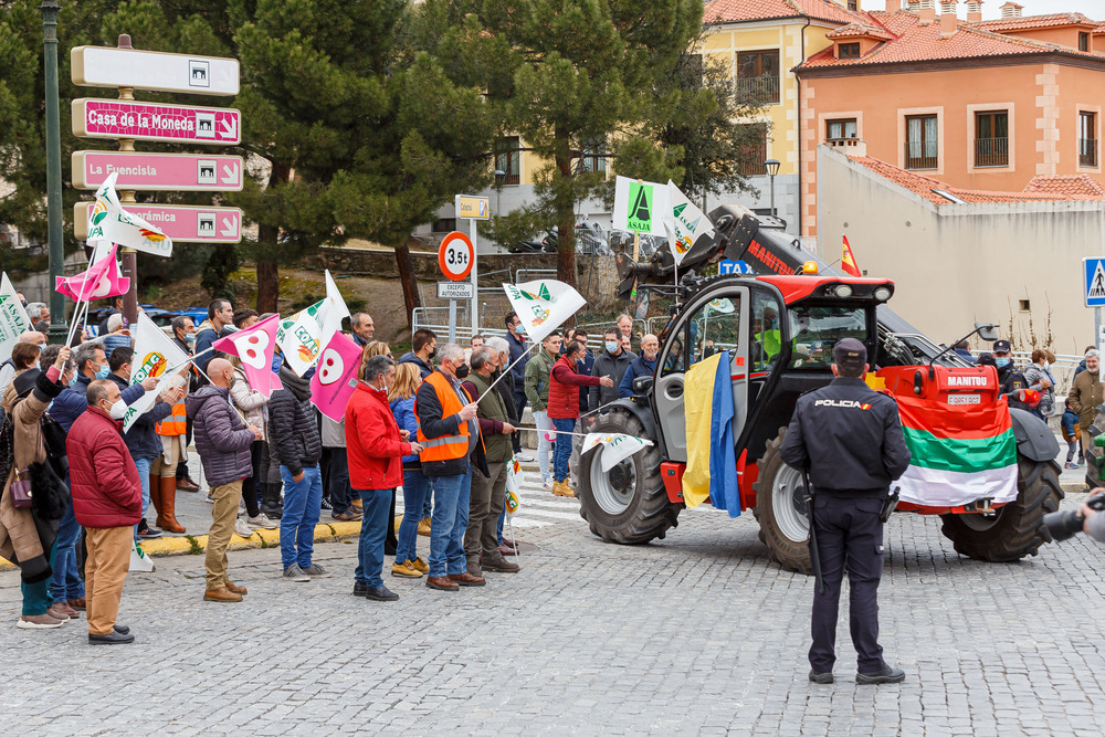 Concentraci?n y tractorada de Asaja y UPA-COAG Segovia  / NACHO VALVERDE