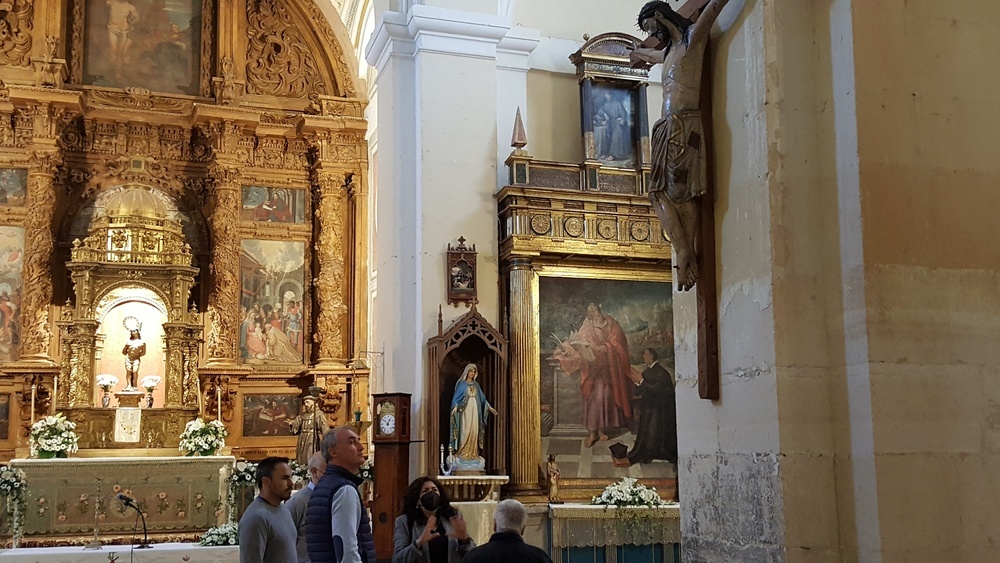 Restauradas las tallas de la iglesia de Cobos