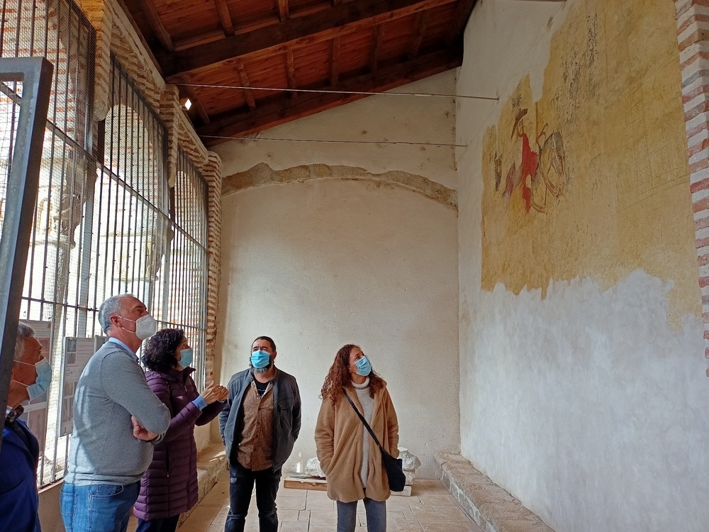 Acaba la restauración de pinturas de la iglesia de Pinarejos