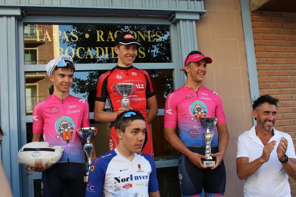 Teodoro Molina gana la Vuelta a los Pinares Segovianos