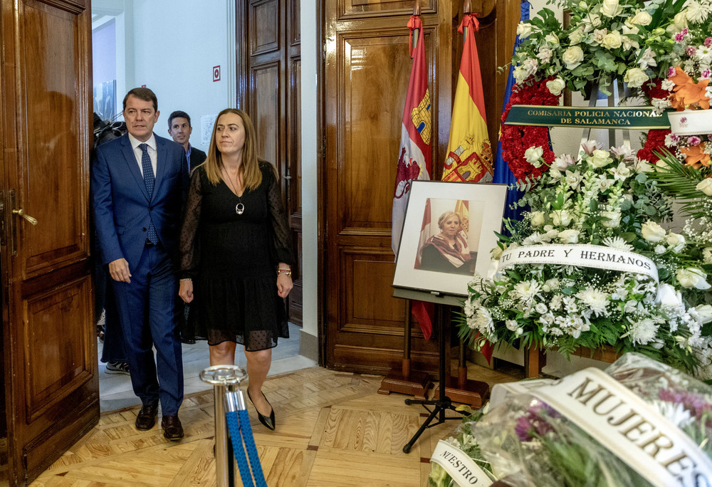 Salamanca brinda su último adiós a Encarnación Pérez
