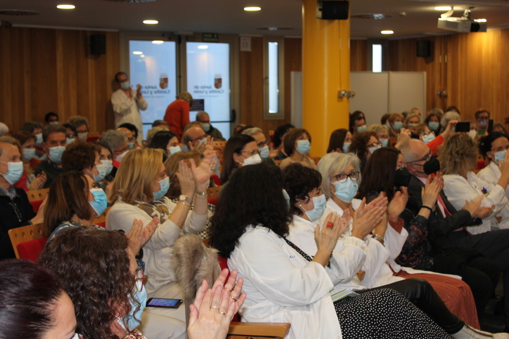 Acto de despedida de 90 profesionales sanitarios de Segovia