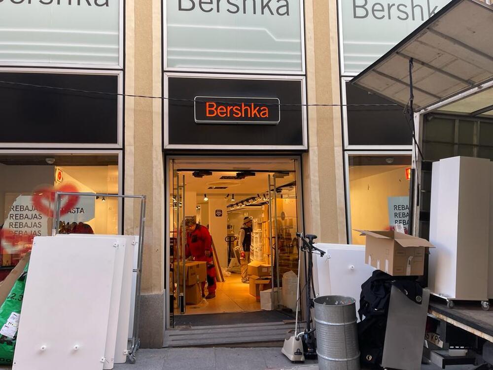 Adiós al Bershka