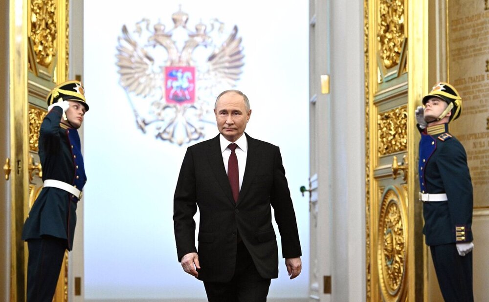 Poutine entame son cinquième mandat de président de la Russie
