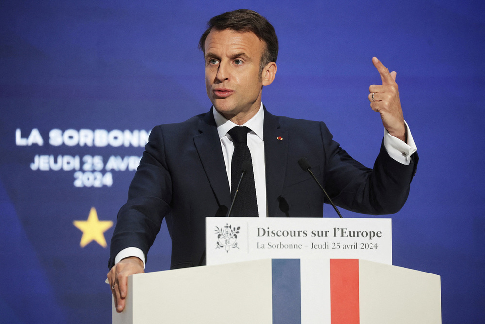 Macron appelle à sauver une Europe qui « peut mourir »