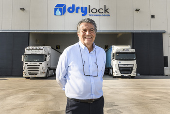 Empresarios piden una 'calle' para el director de Drylock