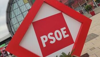 El PSOE 'resucita' a su fundador, Pablo Iglesias