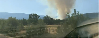 Un incendio en Navafría (Segovia) obliga a cortar la N-110