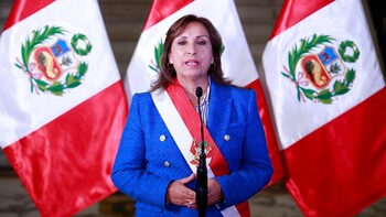Perú convoca elecciones adelantadas para abril de 2024