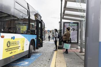 La huelga de buses urbanos depende ahora de un 0,5% de salario