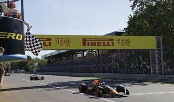 Verstappen también vence en Monza