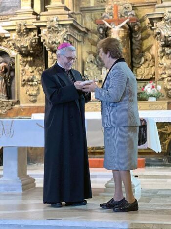 Teófila Barbado recibe el Premio San Alfonso Rodríguez