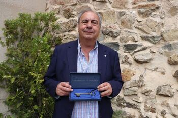 Fernando Ortiz recibe la 'Llave de la Casa Autores' de la SGAE