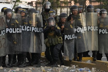 Perú extiende el estado de emergencia a tres departamentos más