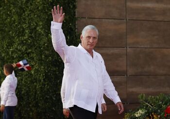 Díaz-Canel es reelegido como presidente de Cuba