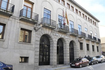 Exoneran a una segoviana de una deuda de más de 86.000 euros