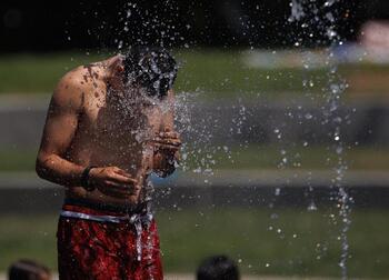 La ola de calor activará este lunes las alertas en 30 provincias