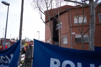 Tres muertos en Barcelona en el incendio de una vivienda