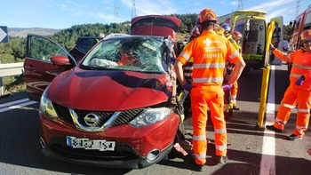 Herido un hombre en un accidente vial en el Alto del León