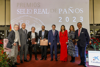 La Cámara de Comercio entrega los Premios Sello Real de Paños