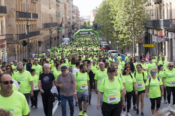 Más de 15.000 personas tiñen de verde Salamanca