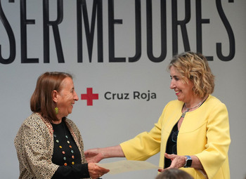 Mª Teresa Fuentetaja toma posesión como presidenta Cruz Roja