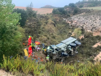Muere un soldado al salirse de la vía un camión en Soria