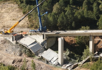 El Mitma reconstruirá en paralelo los dos viaductos de la A-6