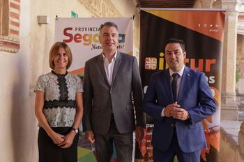 Intur Negocios presenta en Segovia su oferta a profesionales