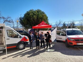 Cruz Roja incorpora tres nuevos vehículos en Segovia