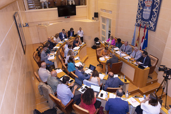 Segovia tiene ya el primer presupuesto del alcalde Mazarías