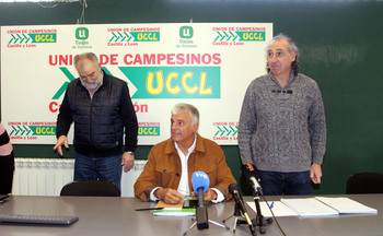 UCCL prepara una tractorada el 21 de febrero en Madrid