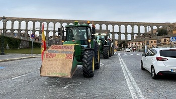 La tractorada complica el tráfico en las carreteras de Segovia